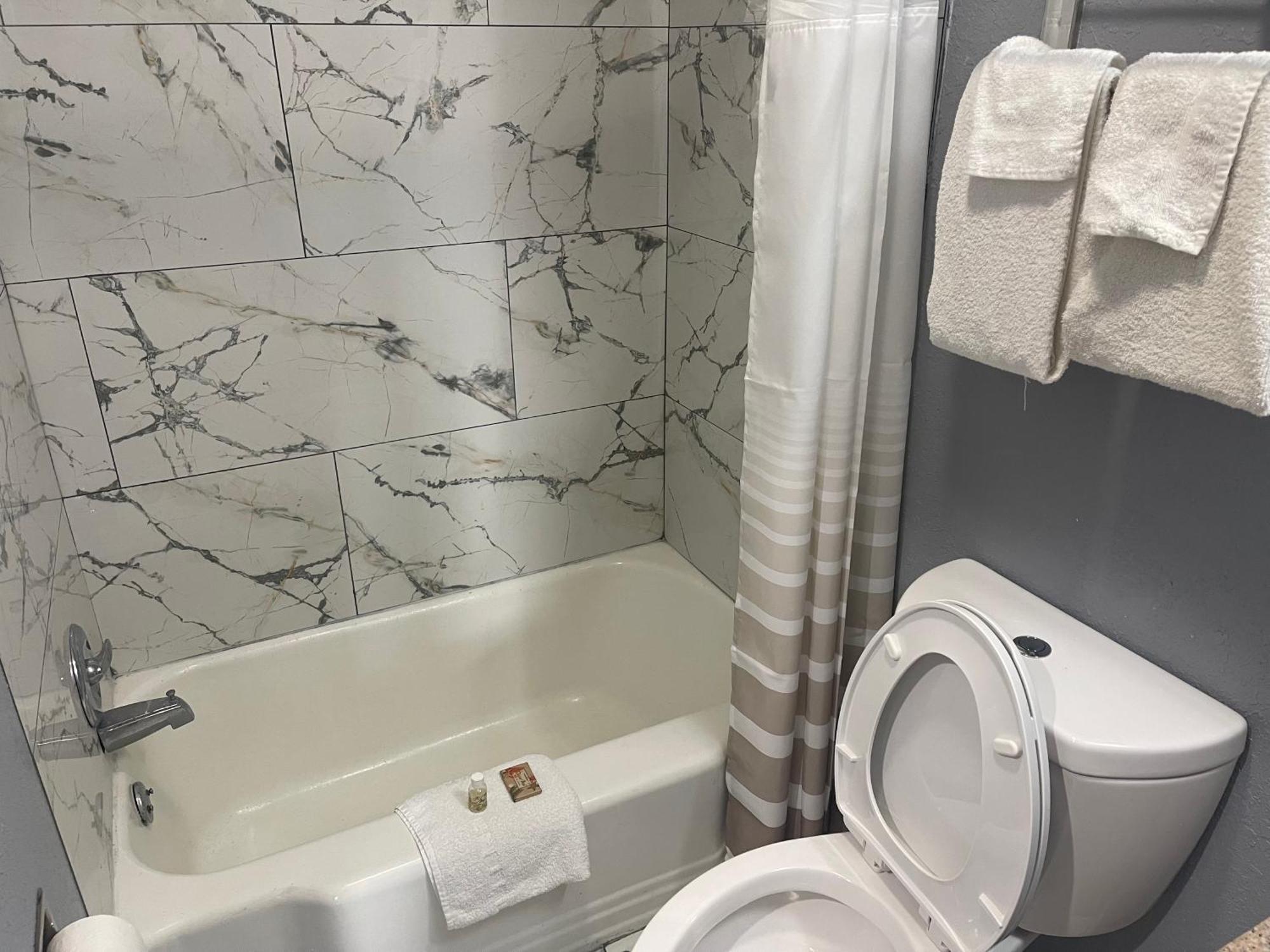 Americas Best Value Inn-Savannah Kültér fotó